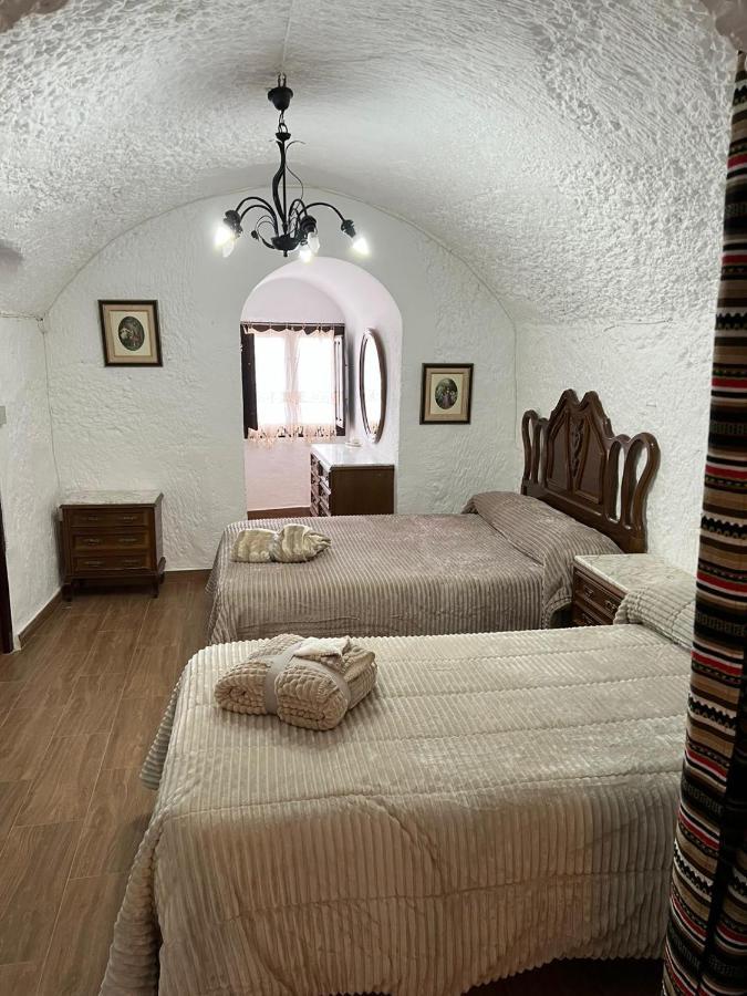 La Cueva De Guadix Villa Exterior photo